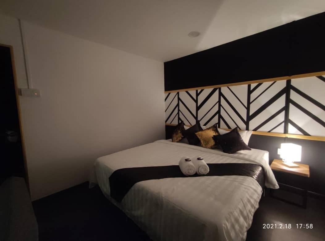 The Sky Inn 콴탄 외부 사진