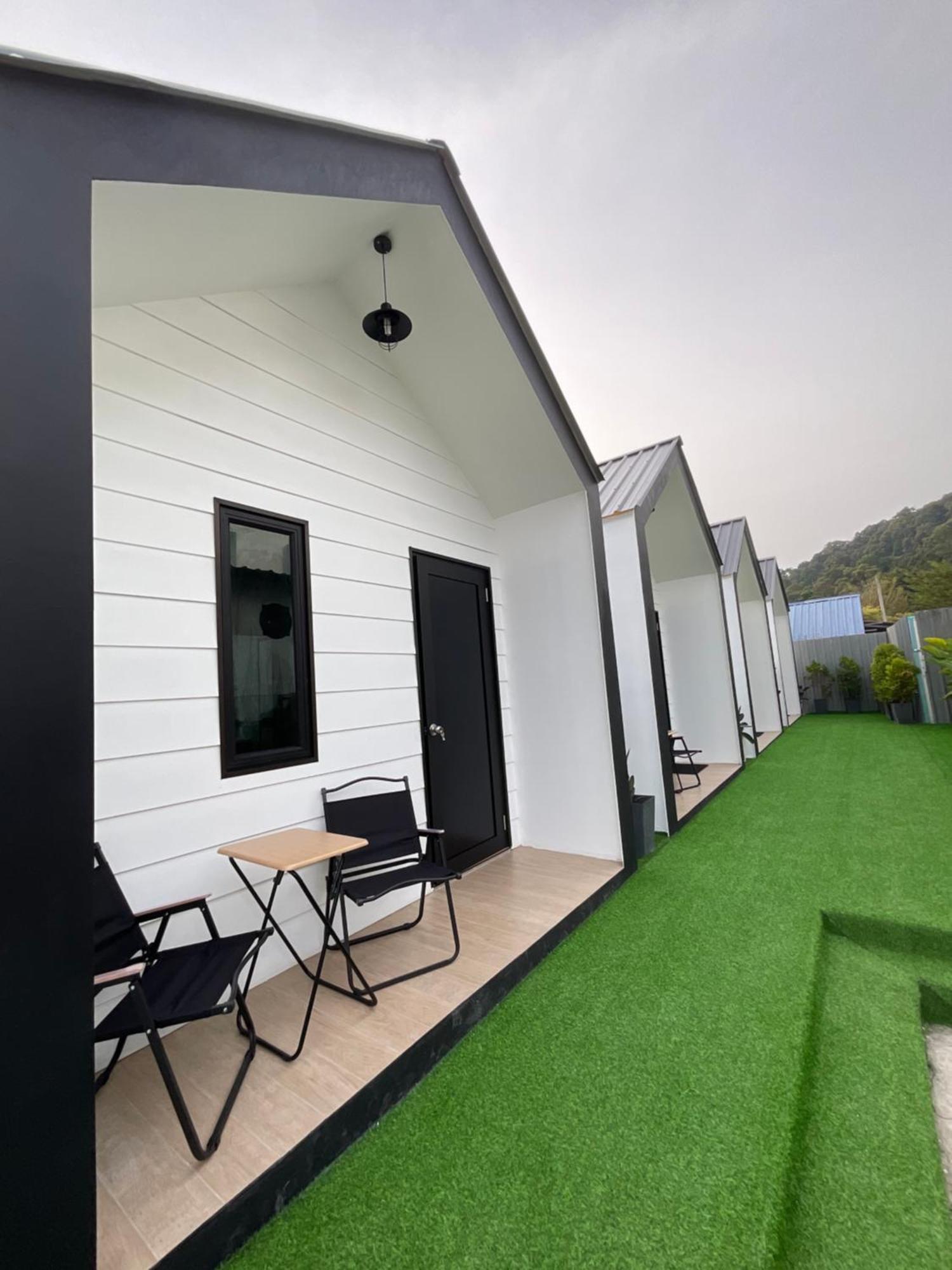 The Sky Inn 콴탄 외부 사진