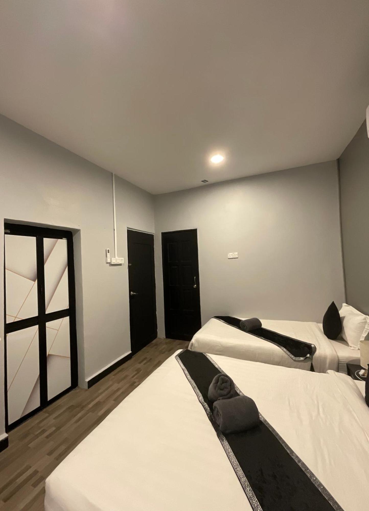 The Sky Inn 콴탄 외부 사진